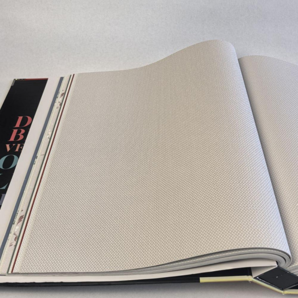 Andrea Rossi Spectrum Box 54457-4 Andrea Rossi Spectrum Box 54457-4